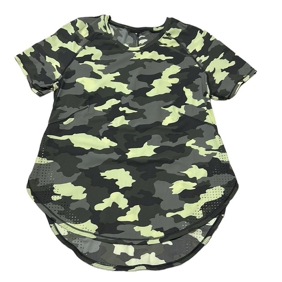 Lululemon Women's Shirts UVP Run Short Sleeve Shirt Camo Size XS - Picture 3 of 8